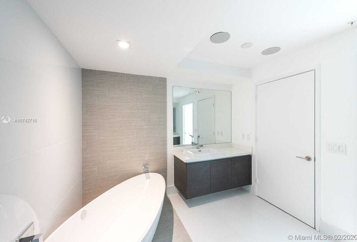 Small Image of 330 SUNNY ISLES BLVD #5-1402, Sunny Isles Beach Number 19