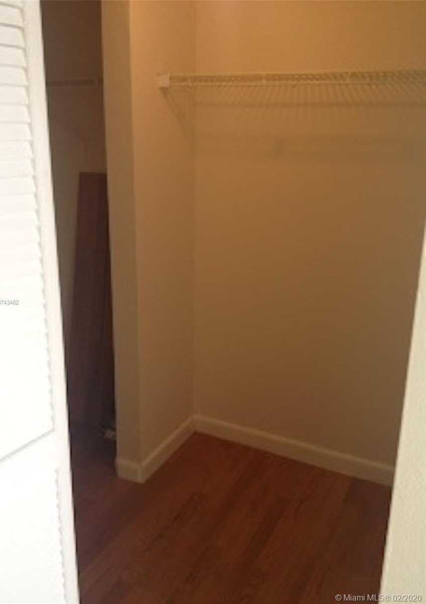 Small Image of 555 NE 15TH ST #416, Miami Number 12
