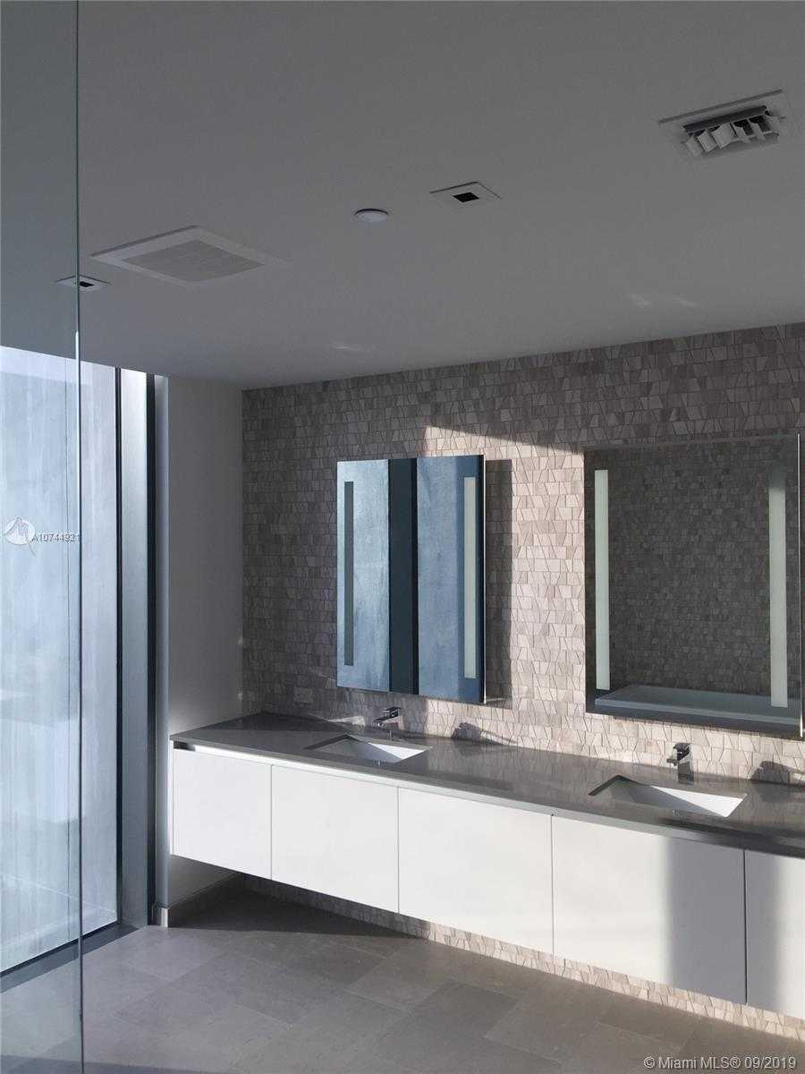Small Image of 88 SOUTH WEST 7TH ST #3711, Miami Number 6