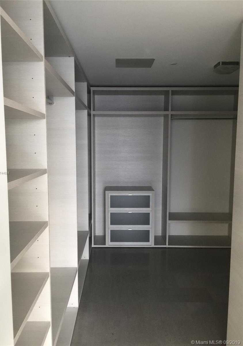 Small Image of 88 SOUTH WEST 7TH ST #3711, Miami Number 7
