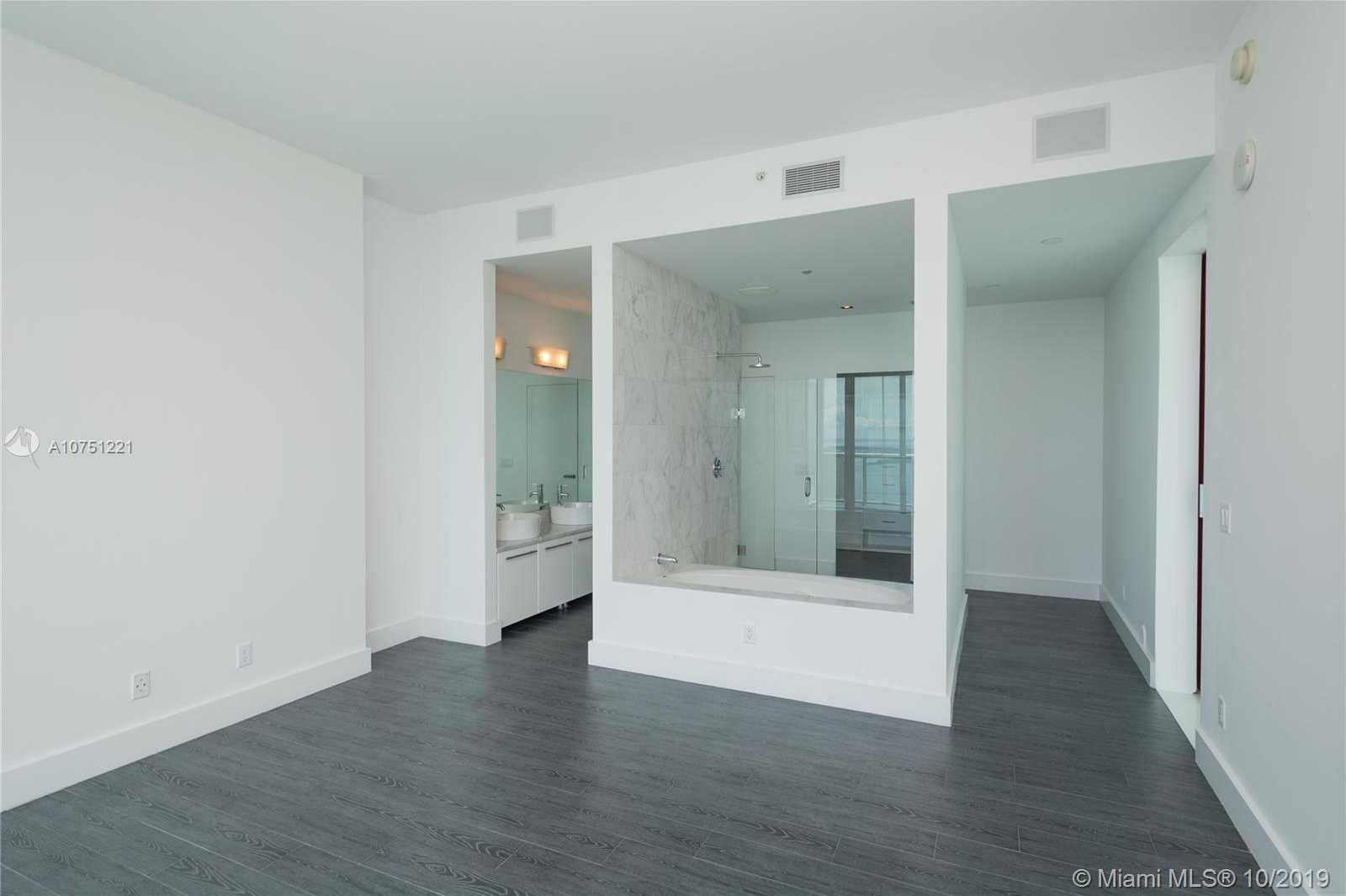Small Image of 888 BISCAYNE BLVD #5708, Miami Number 3