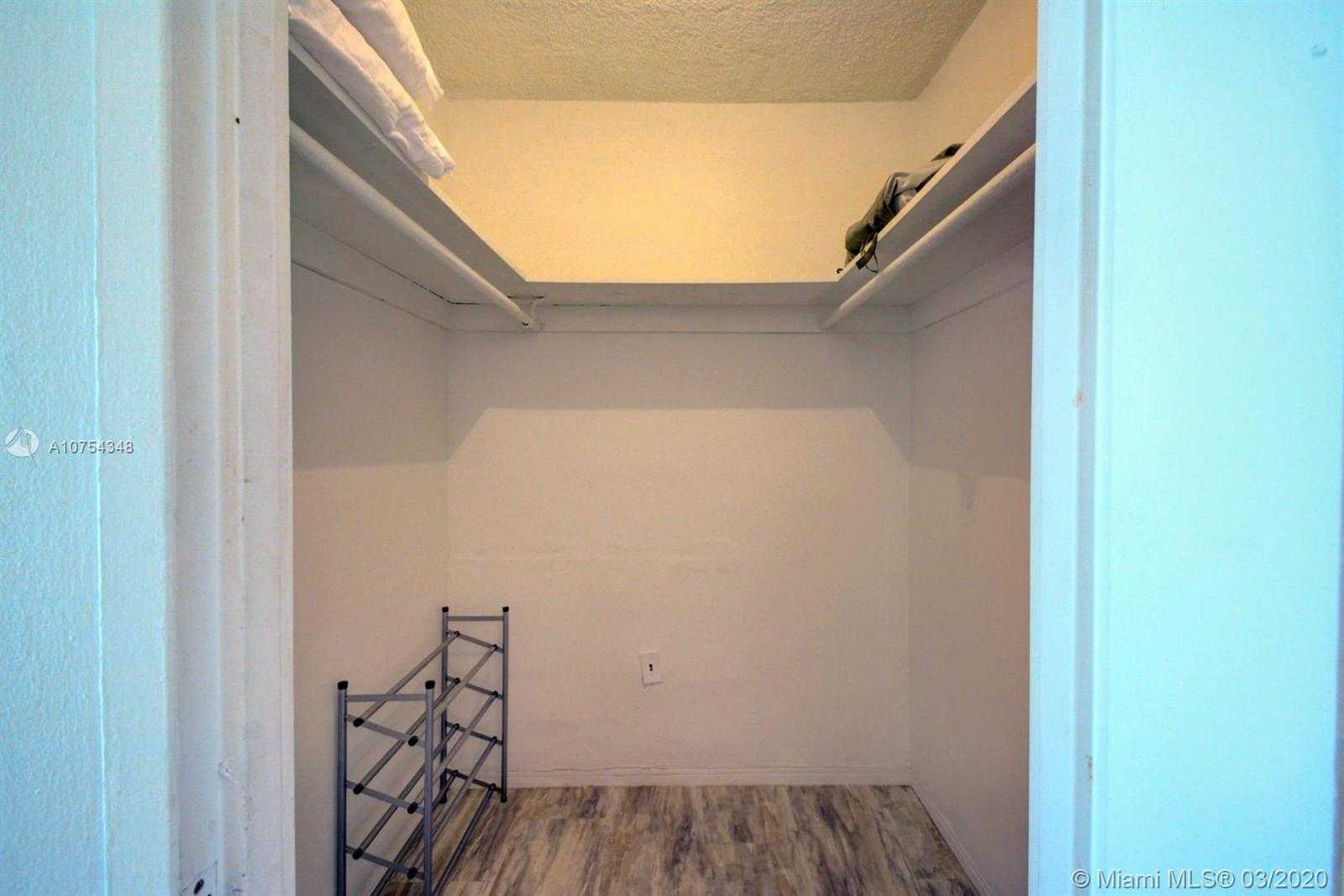 Small Image of 1865 79TH ST CSWY #3F, North Bay Village Number 13