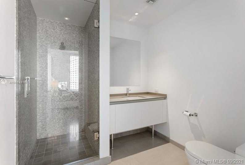 Small Image of 68 SOUTH EAST 6TH ST #1209, Miami Number 15