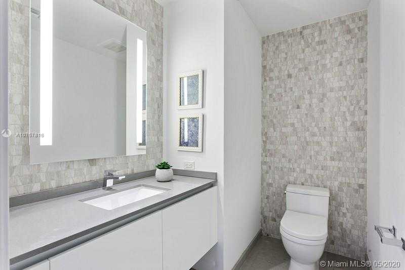 Small Image of 68 SOUTH EAST 6TH ST #1209, Miami Number 5
