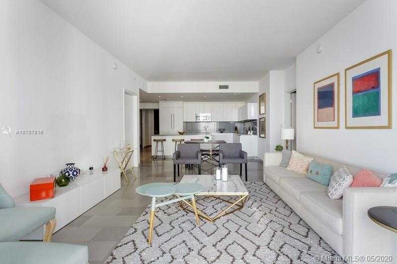 Small Image of 68 SOUTH EAST 6TH ST #1209, Miami Number 6