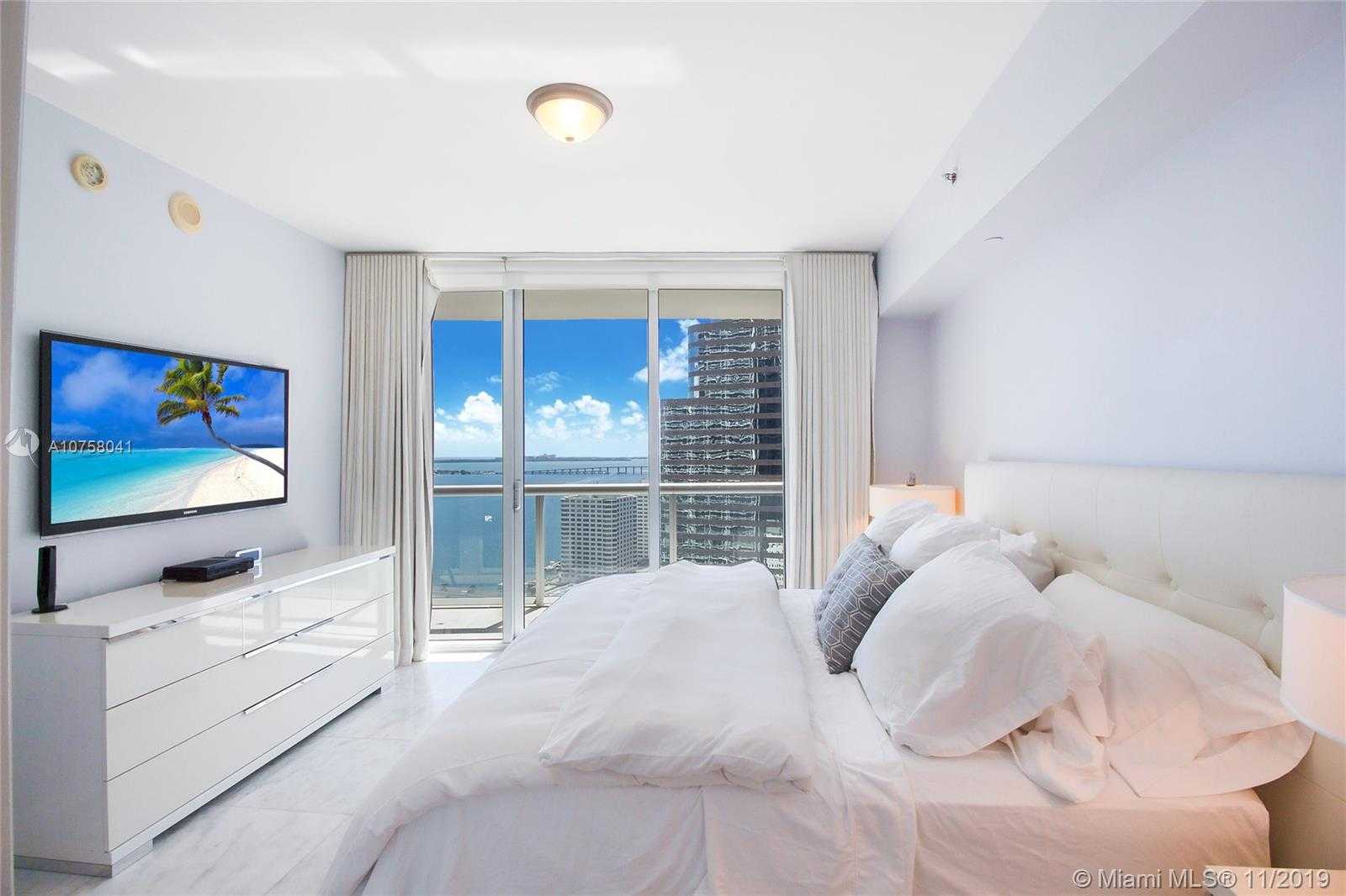 Small Image of 485 BRICKELL AVE #2709, Miami Number 10