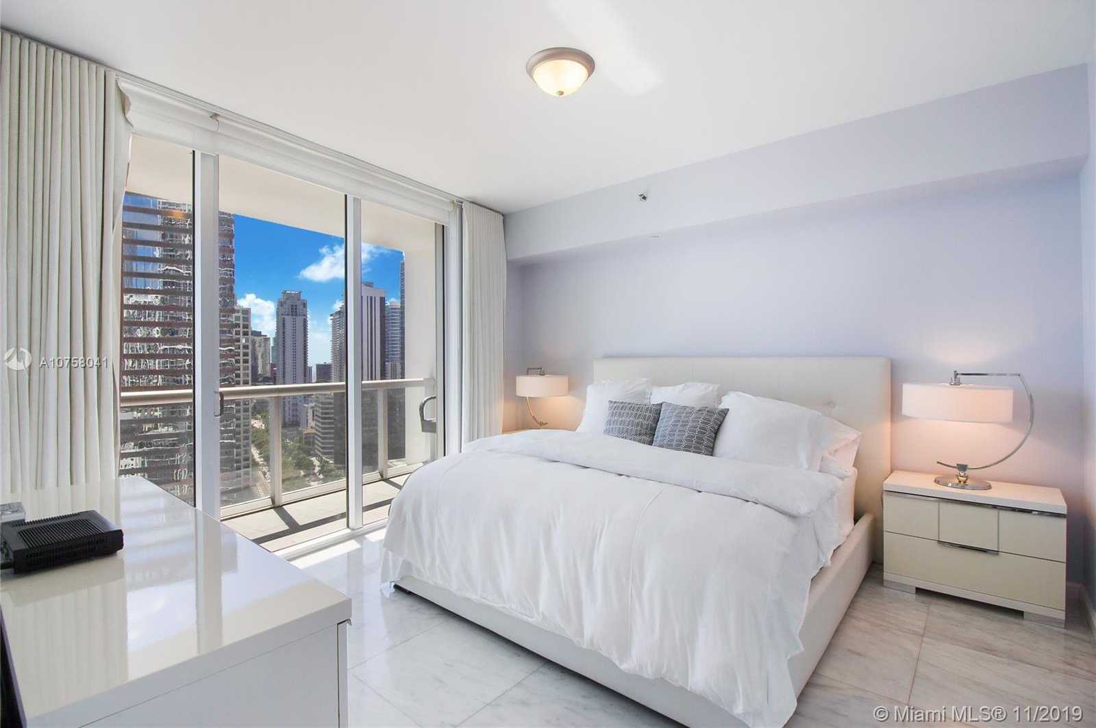 Small Image of 485 BRICKELL AVE #2709, Miami Number 11