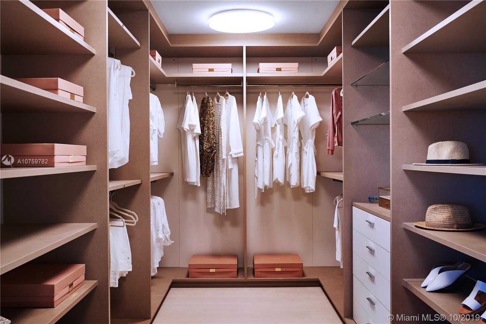 Small Image of 6853 FISHER ISLAND DR #6853, Miami Beach Number 12