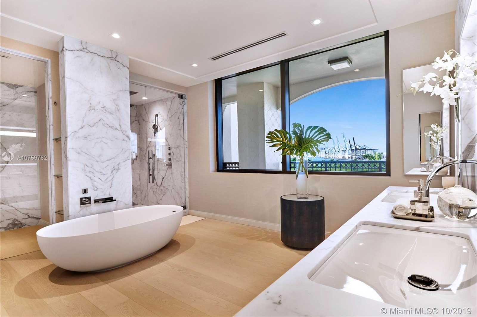 Small Image of 6853 FISHER ISLAND DR #6853, Miami Beach Number 13
