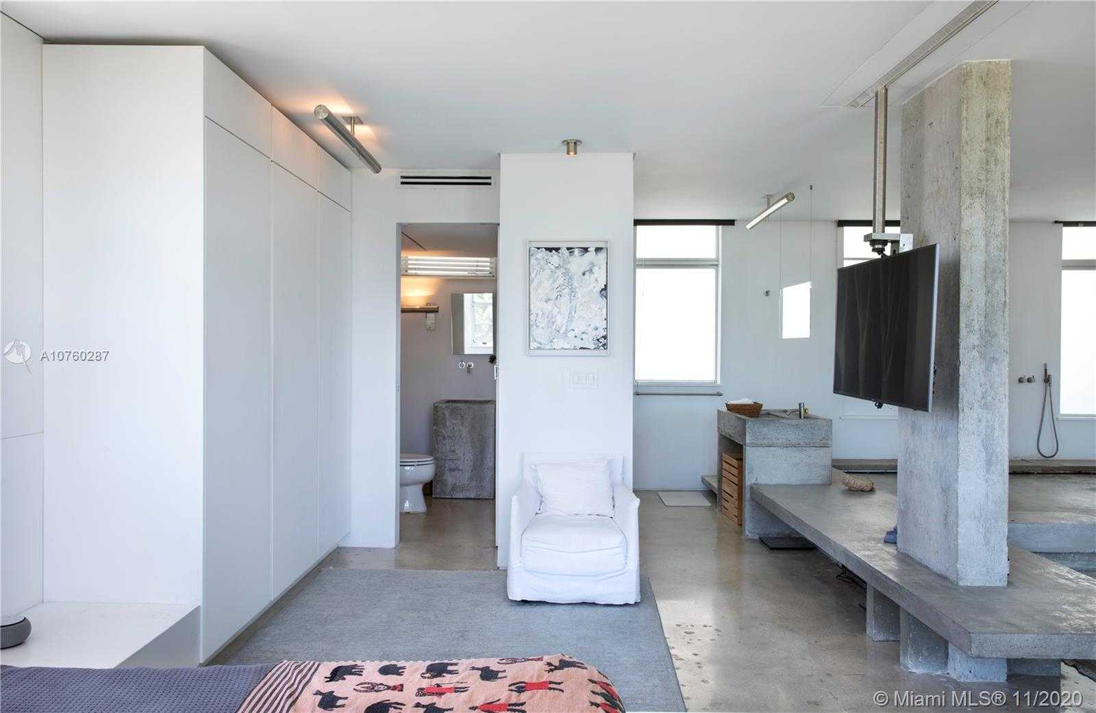 Small Image of 301 OCEAN DR #401, Miami Beach Number 10