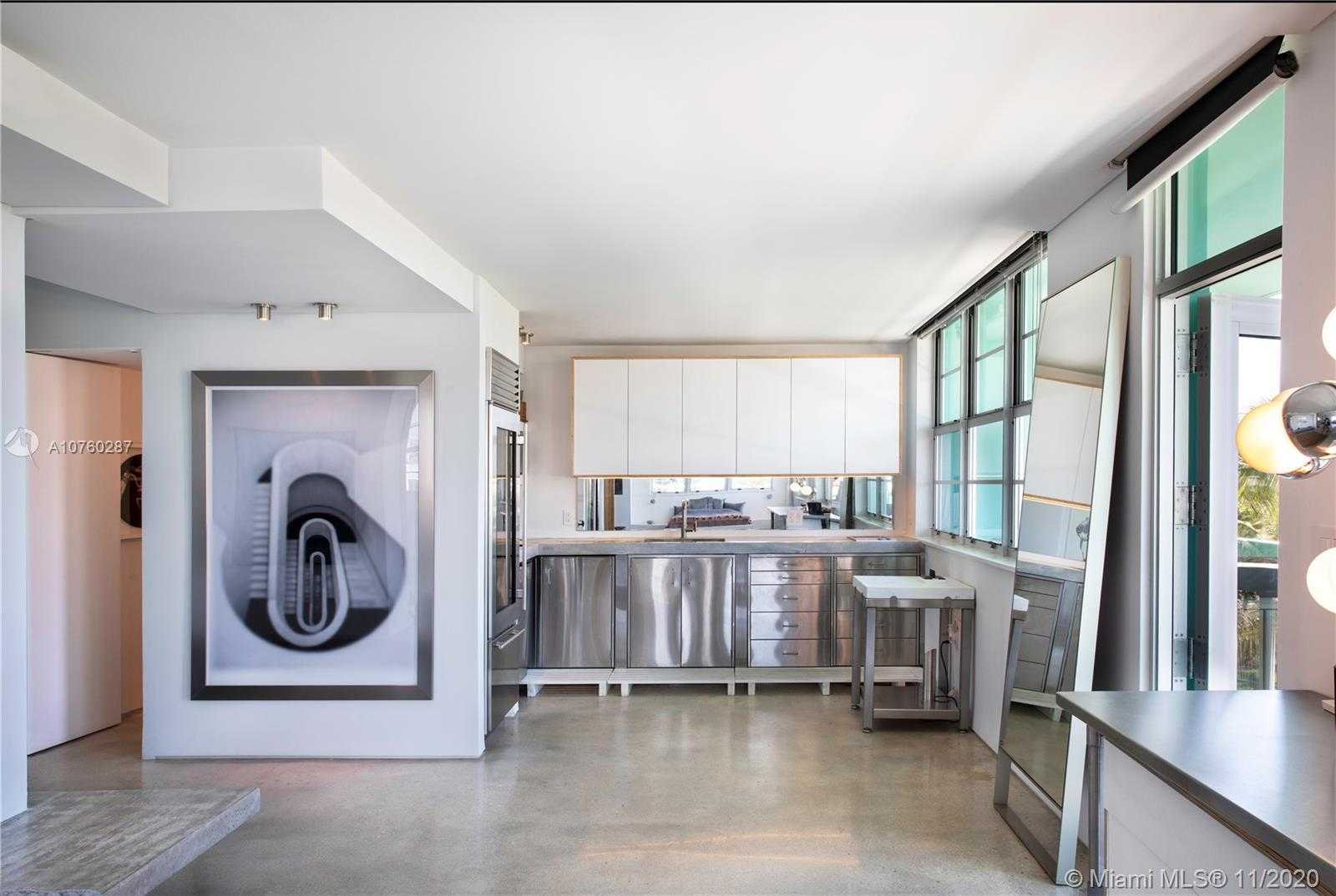 Small Image of 301 OCEAN DR #401, Miami Beach Number 14