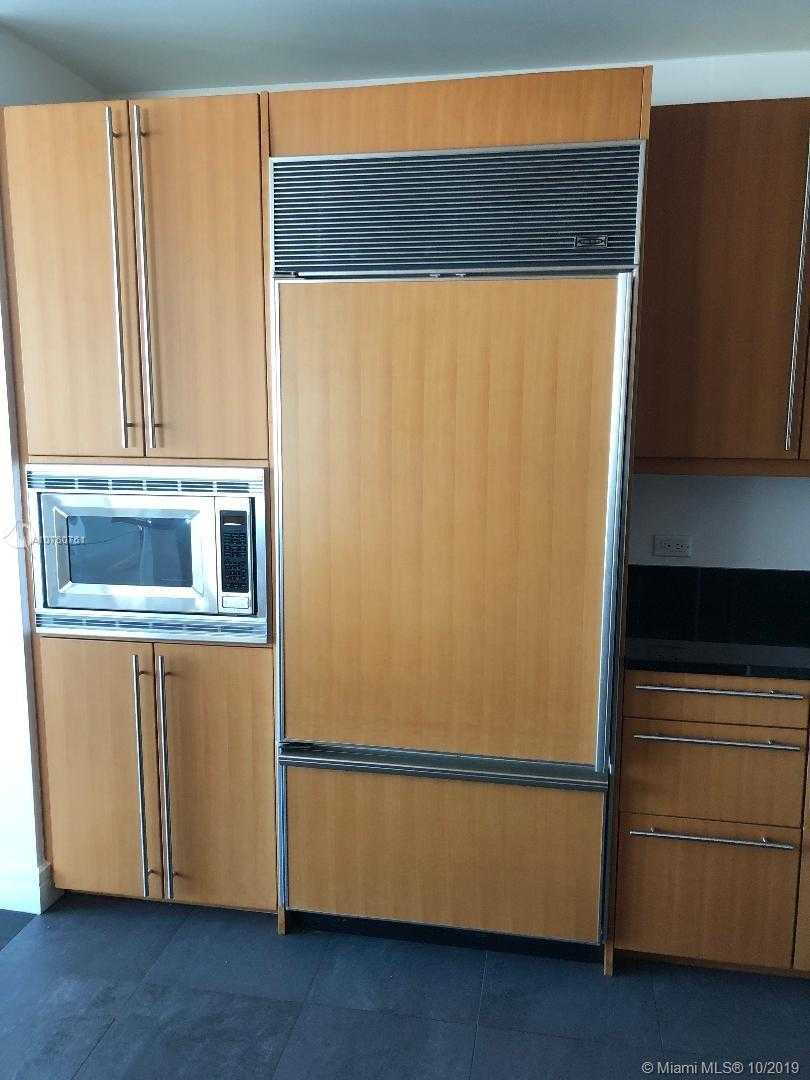 Small Image of 1425 BRICKELL AVE #47C, Miami Number 4