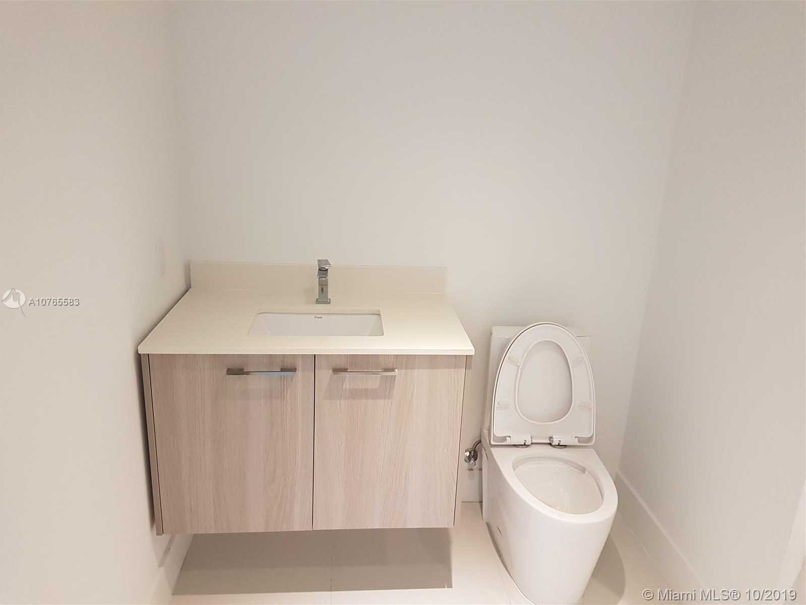 Small Image of 1133 102 #306, Bay Harbor Islands Number 6