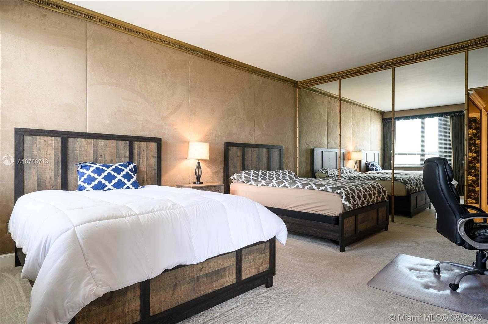 Small Image of 10175 COLLINS AVE #PH5, Bal Harbour Number 28