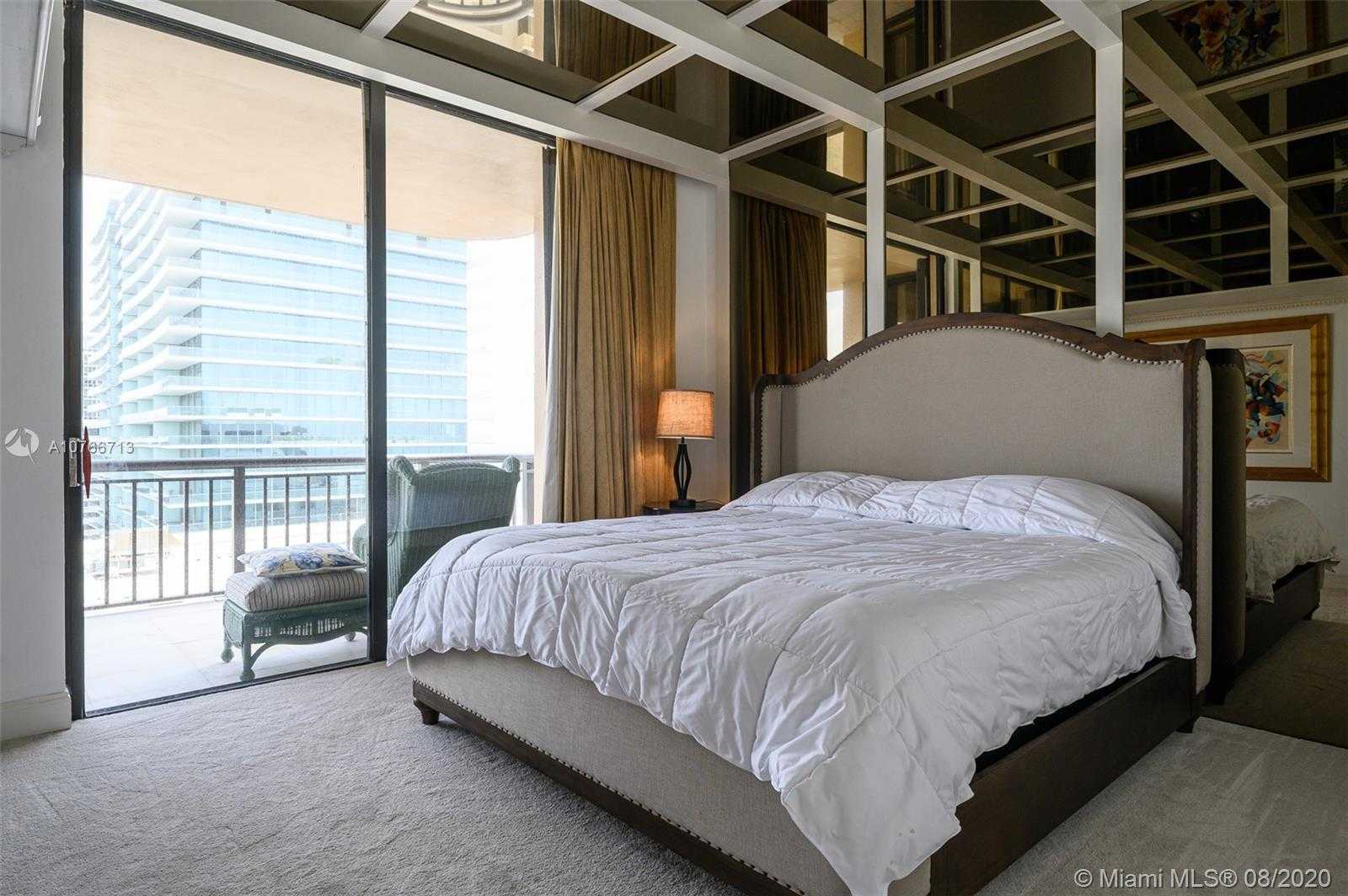 Small Image of 10175 COLLINS AVE #PH5, Bal Harbour Number 36