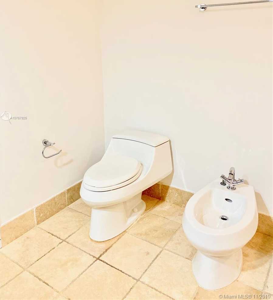 Small Object Image