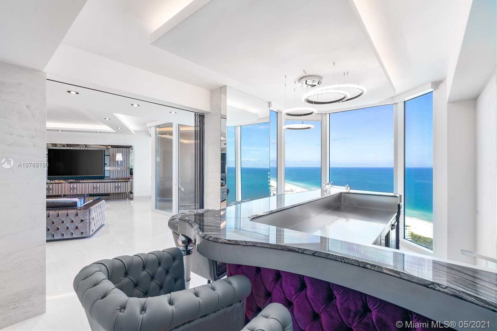 Small Image of 300 SOUTH POINTE DR #3801/3802, Miami Beach Number 4