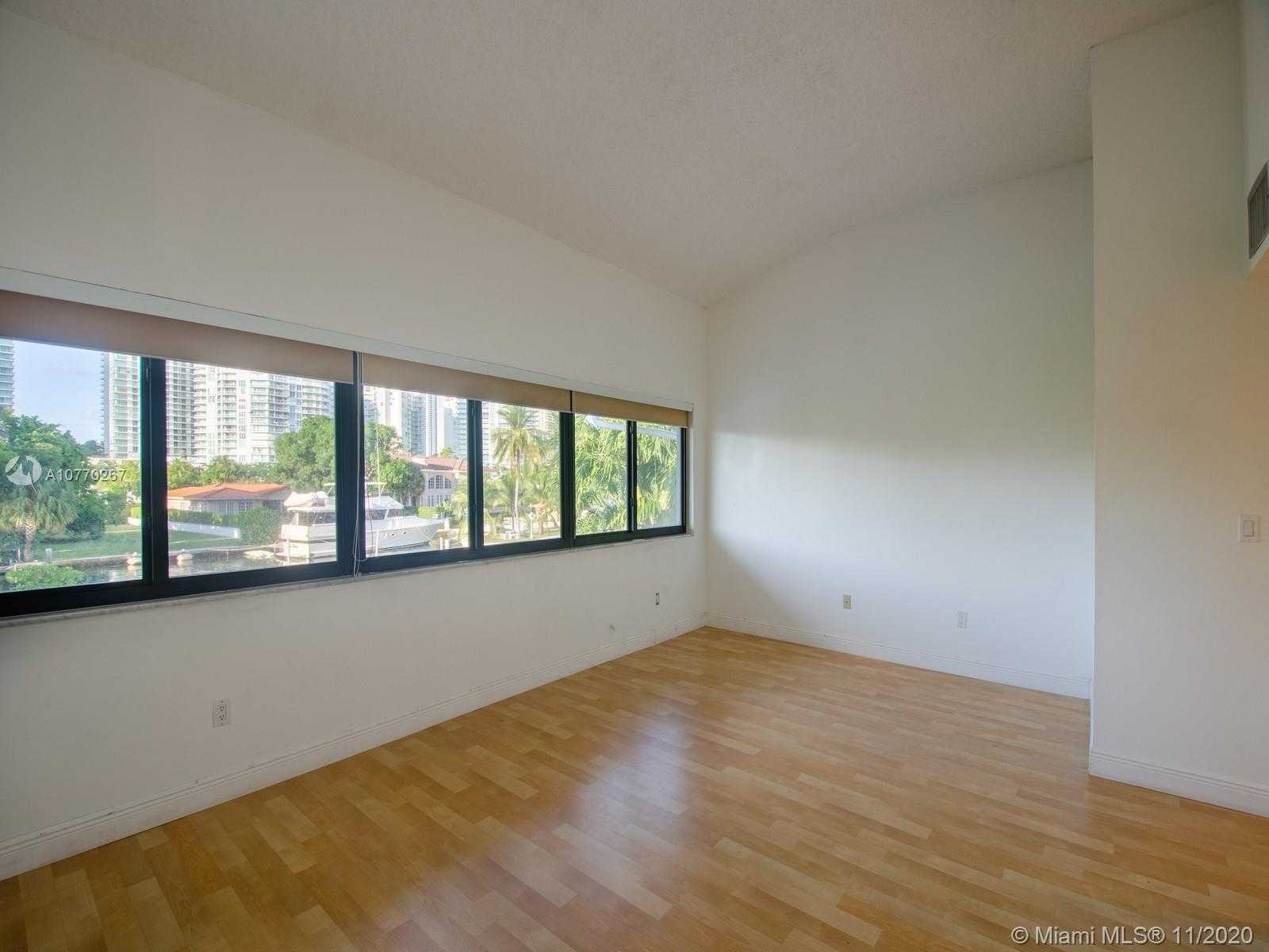 Small Image of 313 Poinciana Island Dr, Sunny Isles Beach, FL 33160, USA Number 18