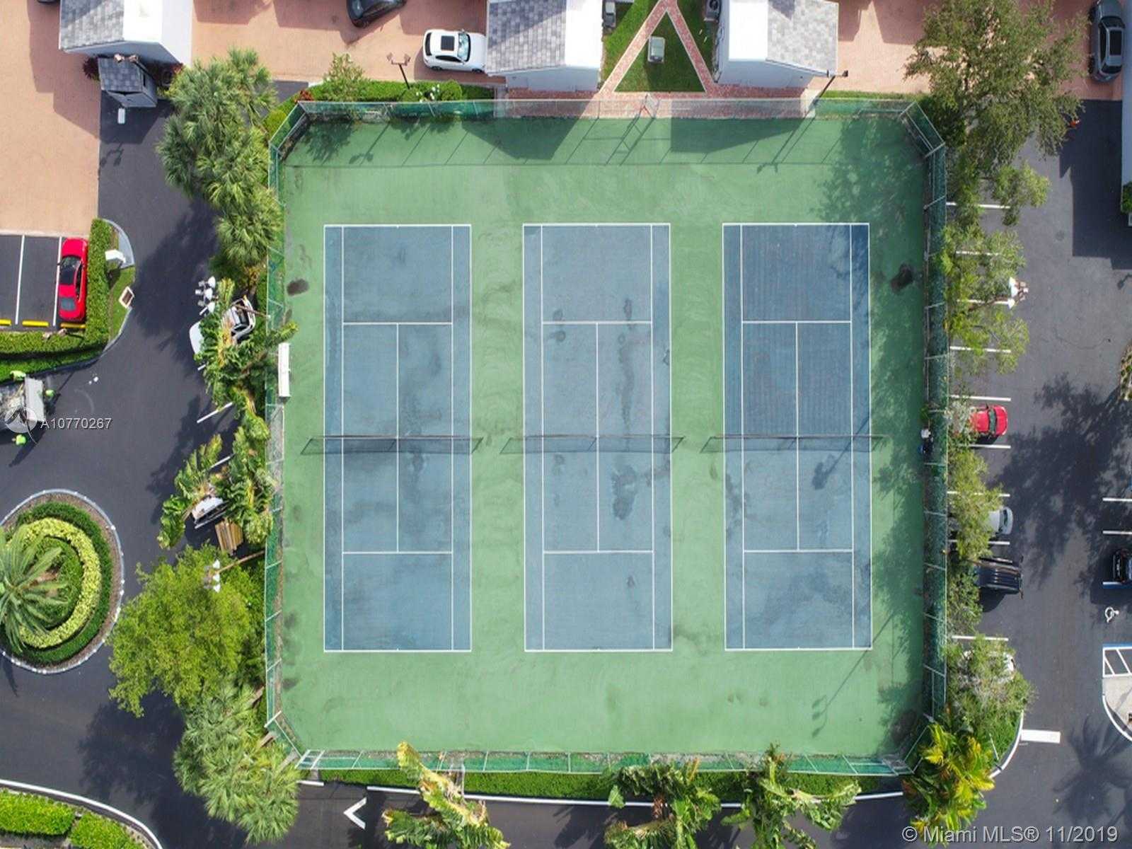 Small Image of 313 Poinciana Island Dr, Sunny Isles Beach, FL 33160, USA Number 28