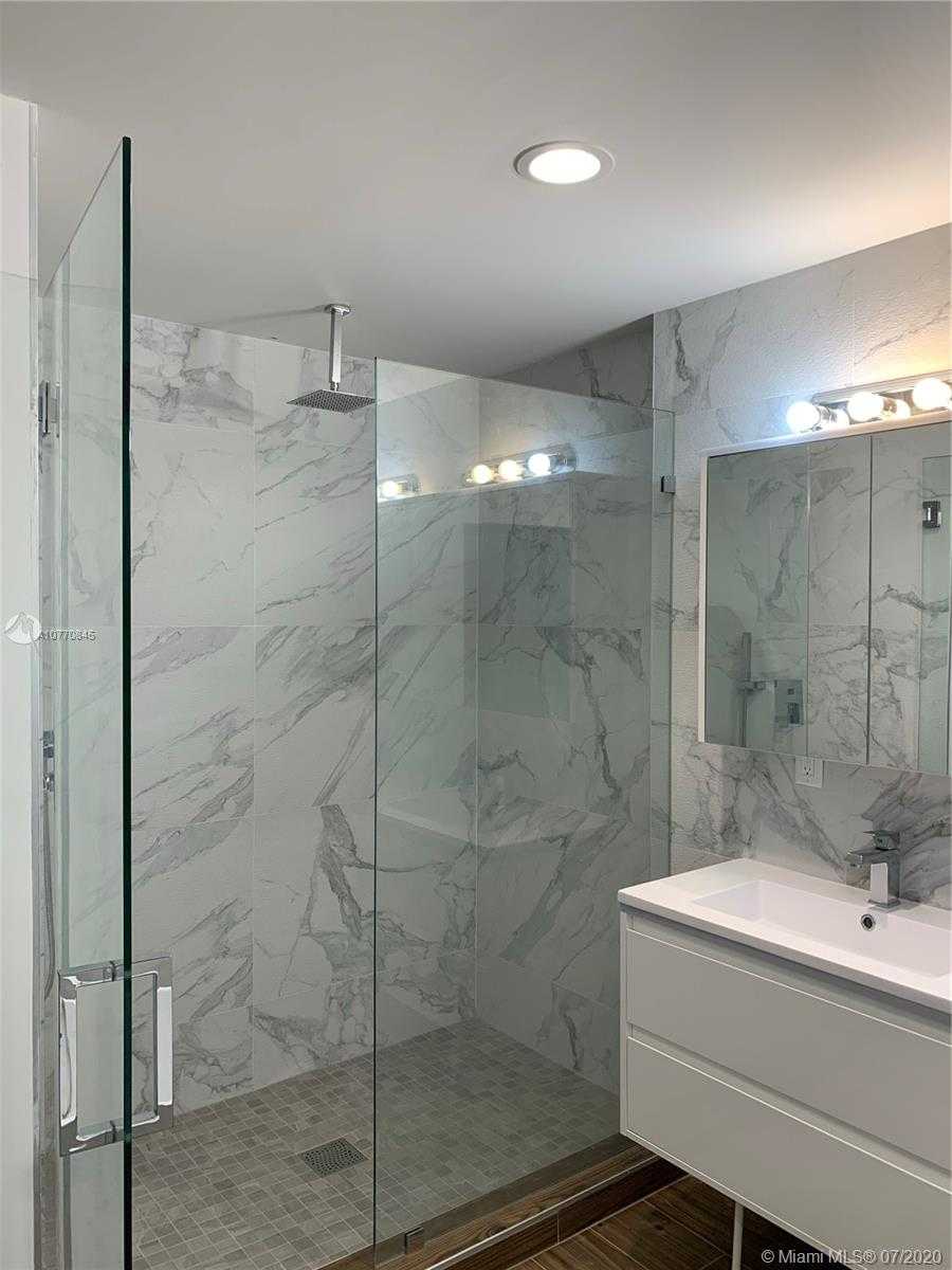 Small Image of 3242 SOUTH WEST 44TH ST #1, Fort Lauderdale Number 23
