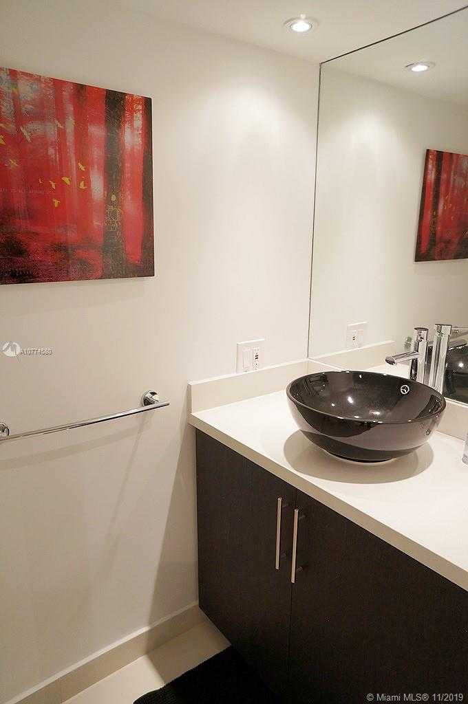 Small Image of 1717 NORTH BAYSHORE DR #A-2639, Miami Number 20