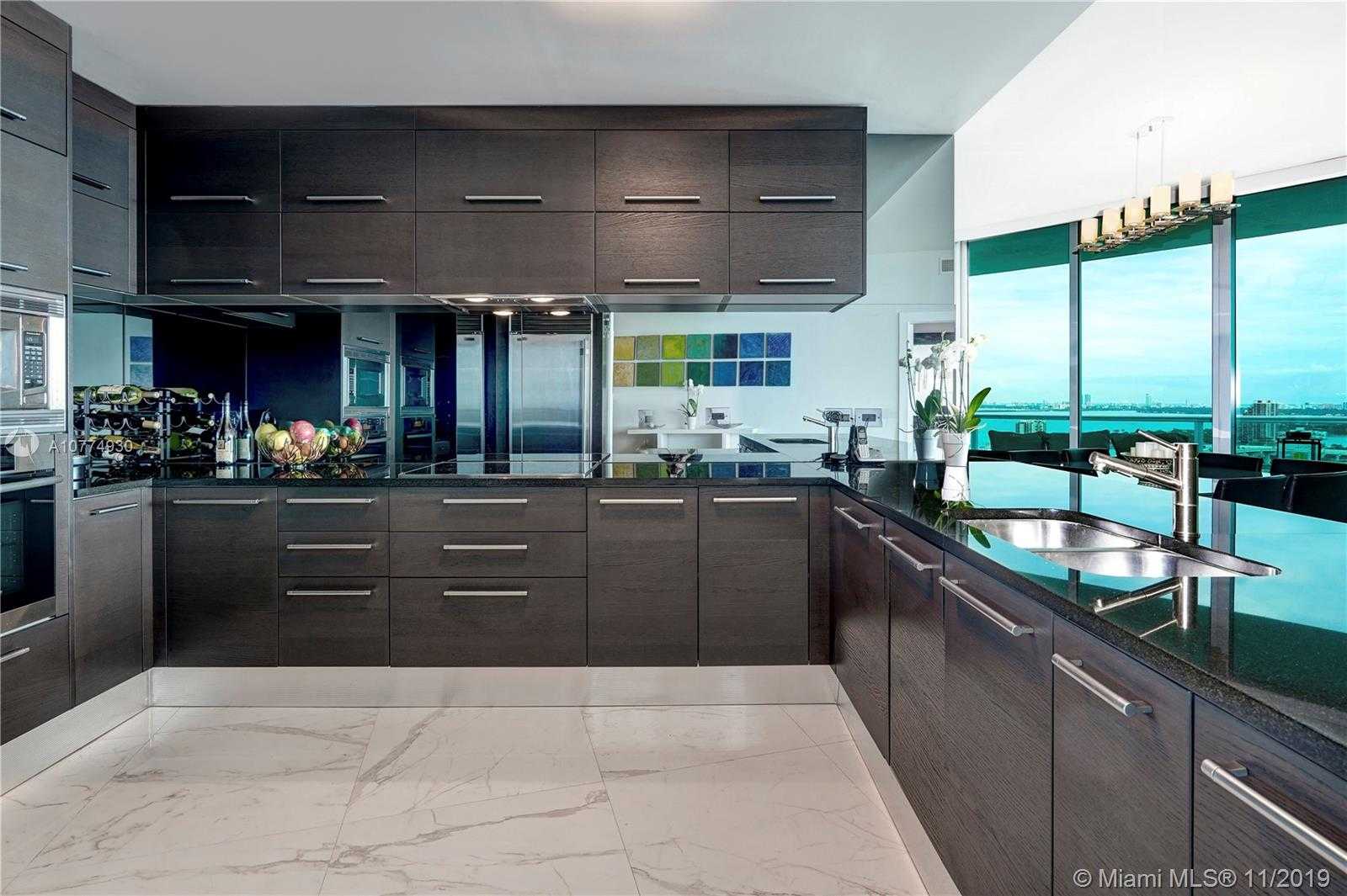 Small Image of 900 BISCAYNE BLVD #2706, Miami Number 12
