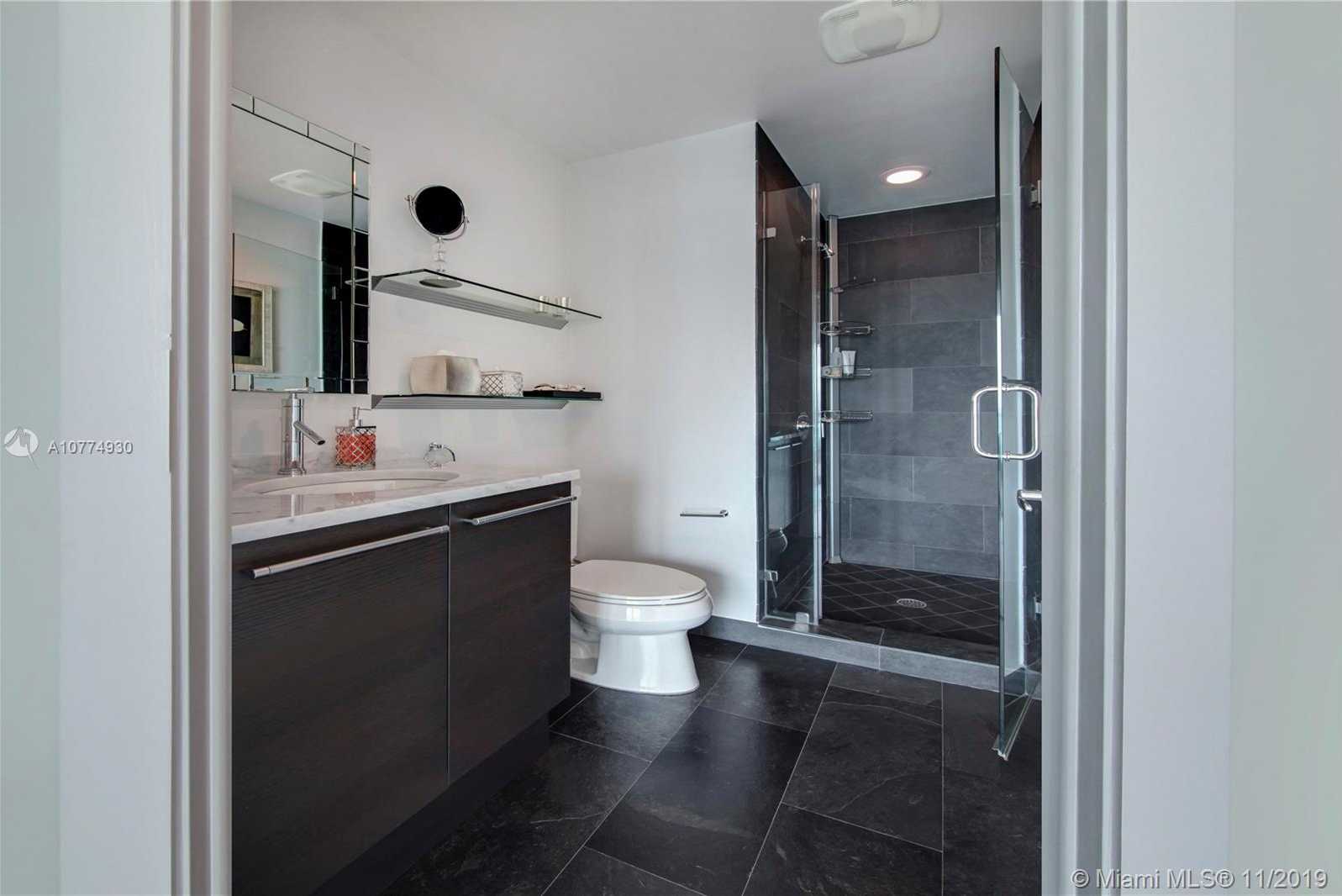 Small Image of 900 BISCAYNE BLVD #2706, Miami Number 26