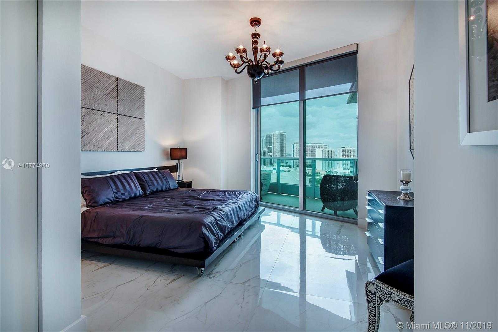 Small Image of 900 BISCAYNE BLVD #2706, Miami Number 27