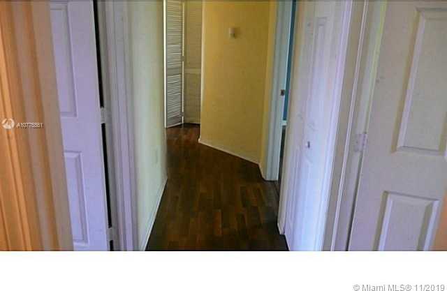 Small Object Image