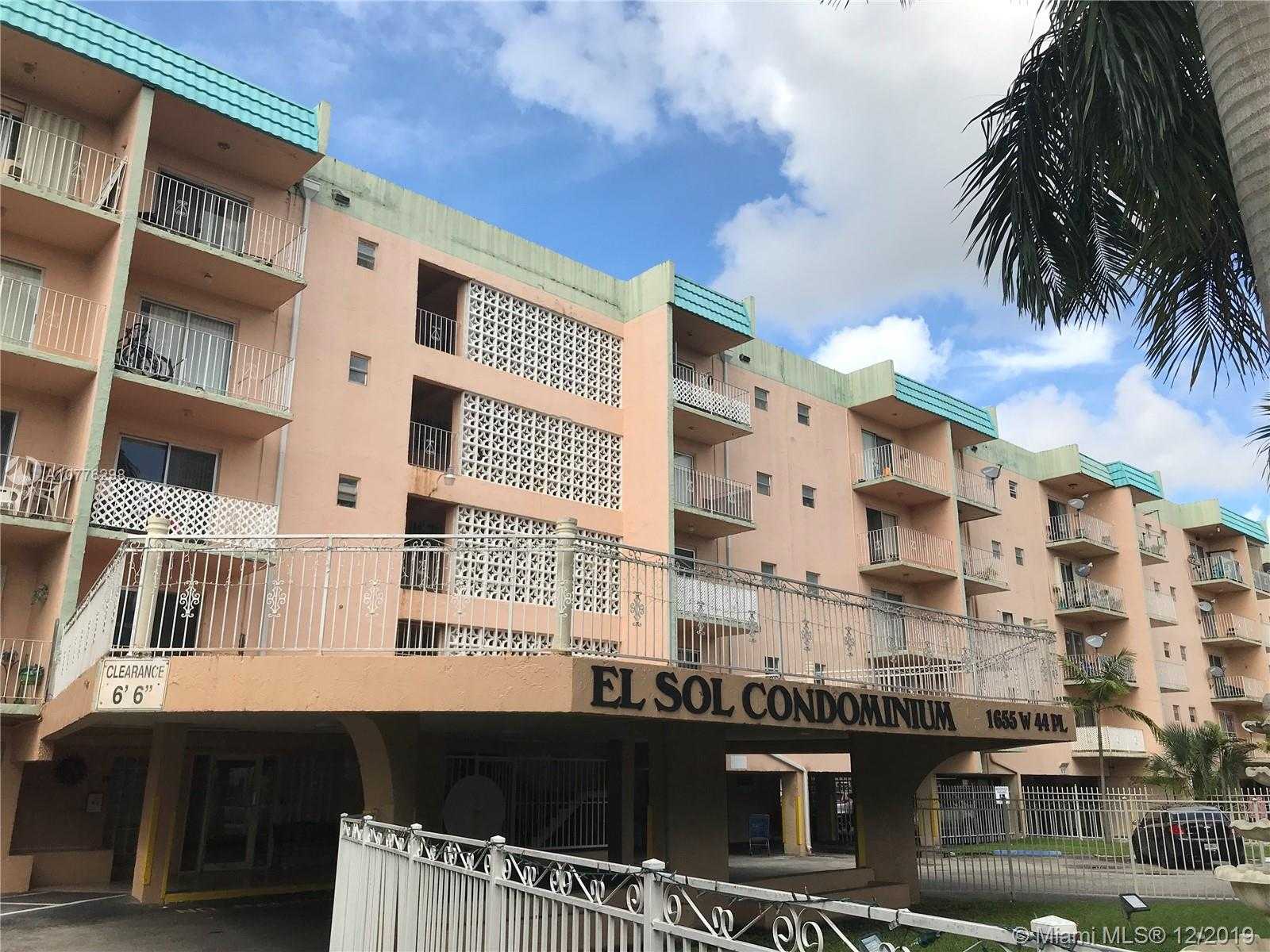 Small Image of 1655 W 44th Pl, Hialeah, FL 33012, USA Number 4