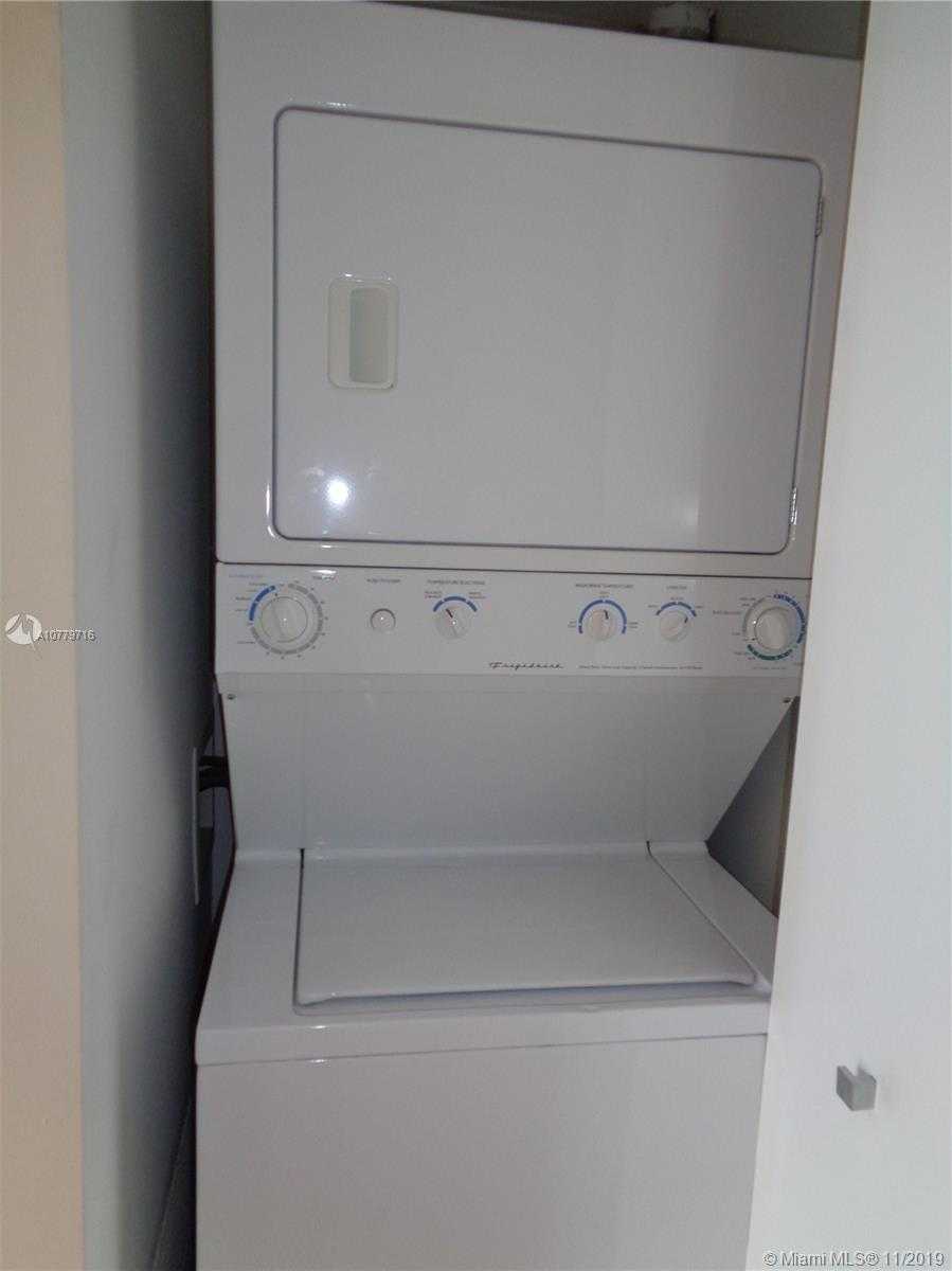 Small Object Image
