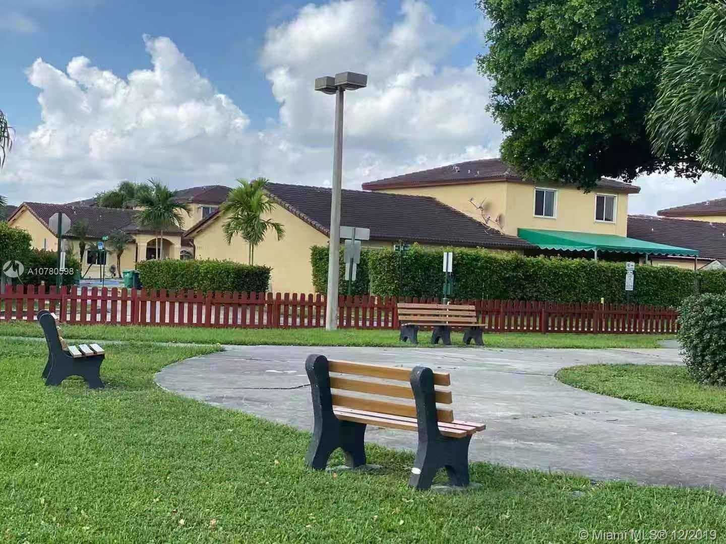 Small Object Image