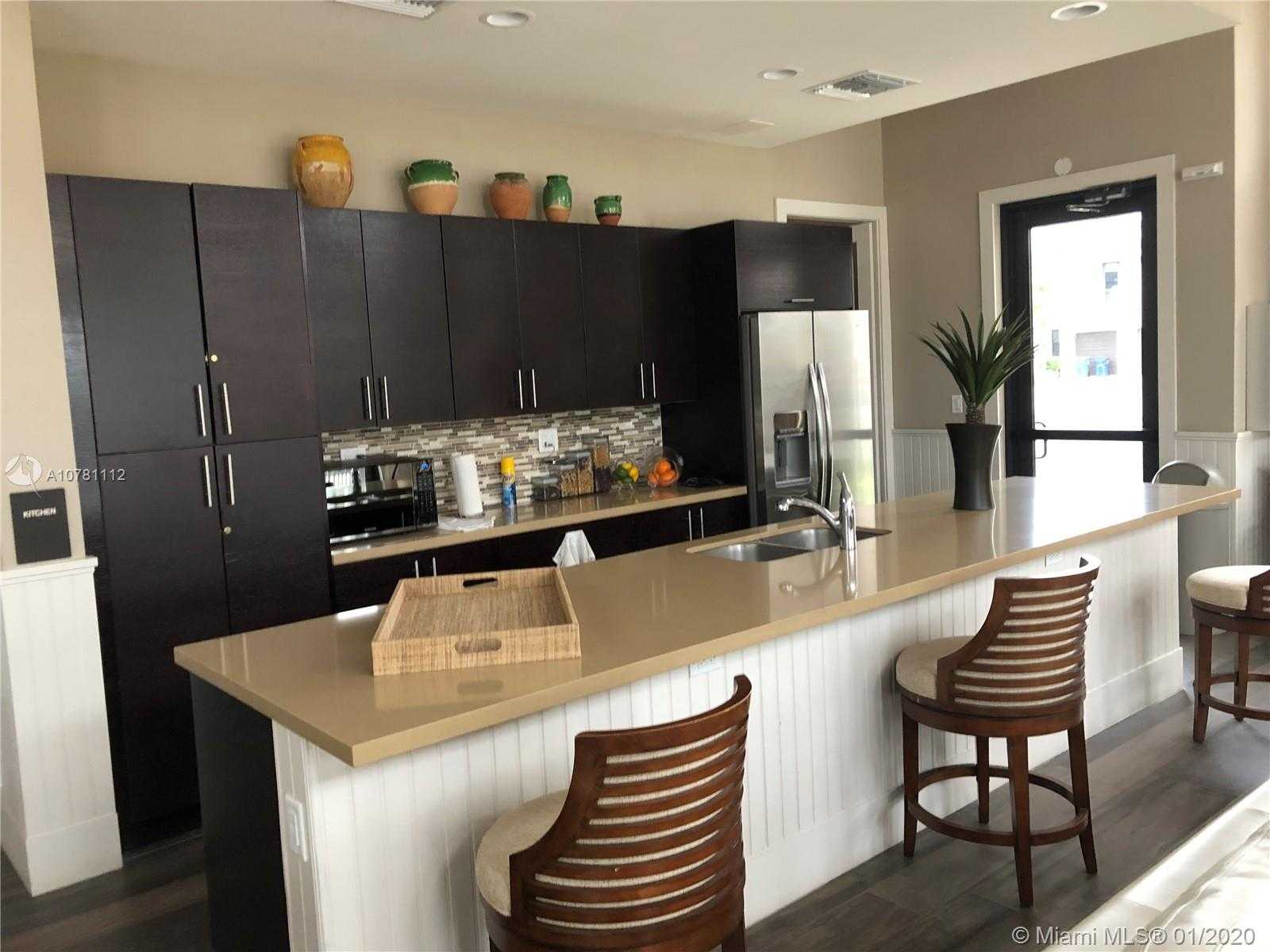 Small Image of 6045 NORTH WEST 104TH CT #., Doral Number 8