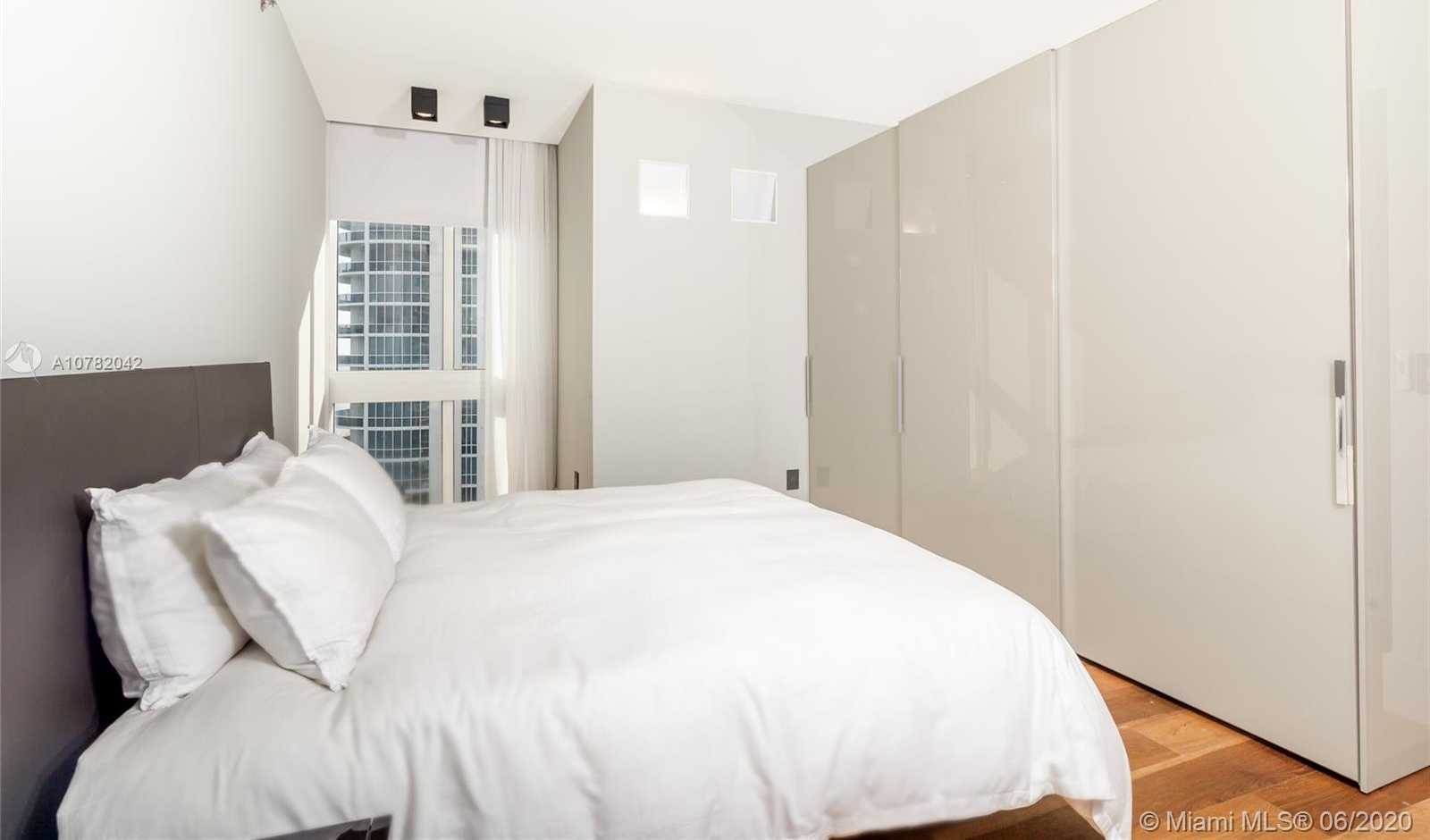 Small Image of 15901 COLLINS AVE #1701, Sunny Isles Beach Number 13