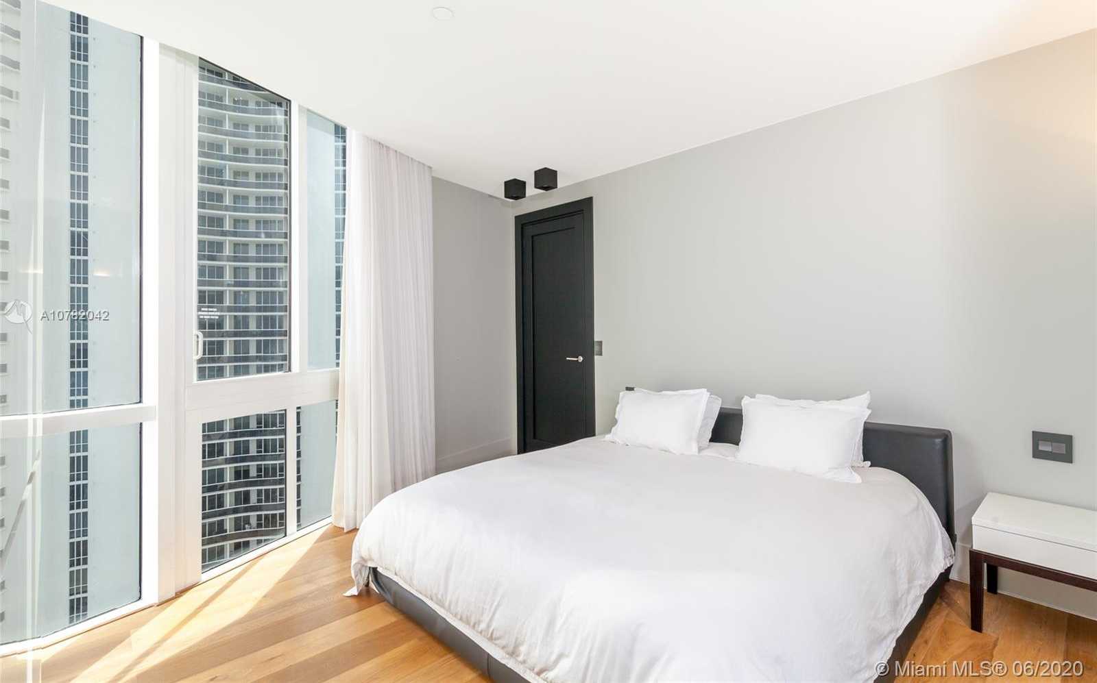 Small Image of 15901 COLLINS AVE #1701, Sunny Isles Beach Number 16