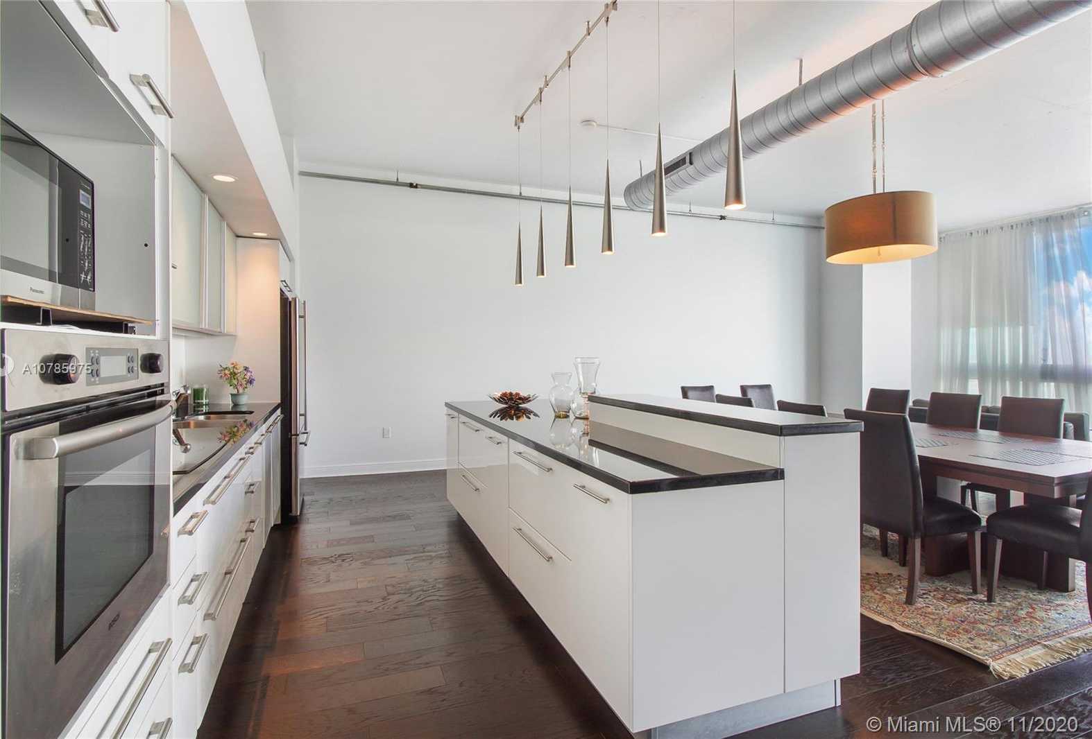Small Image of 7934 WEST DR #704, North Bay Village Number 6