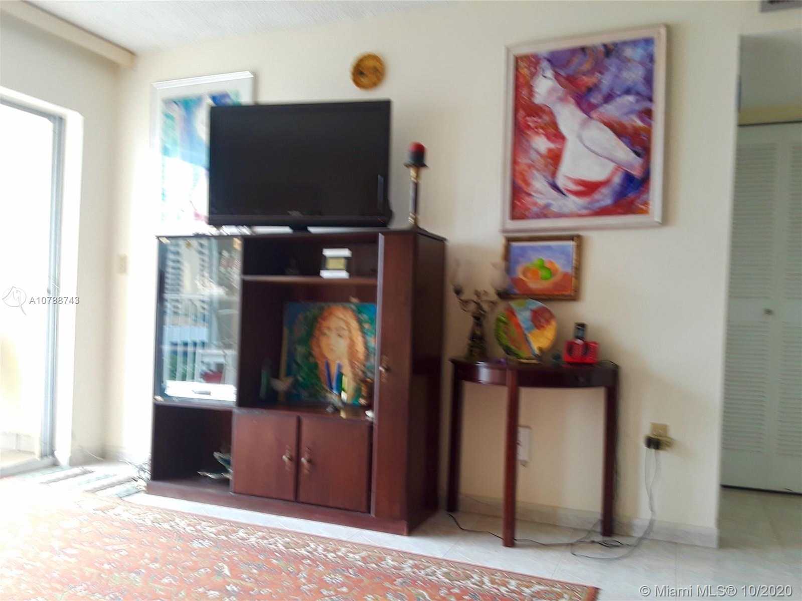 Small Image of 200 178TH DR #706, Sunny Isles Beach Number 6