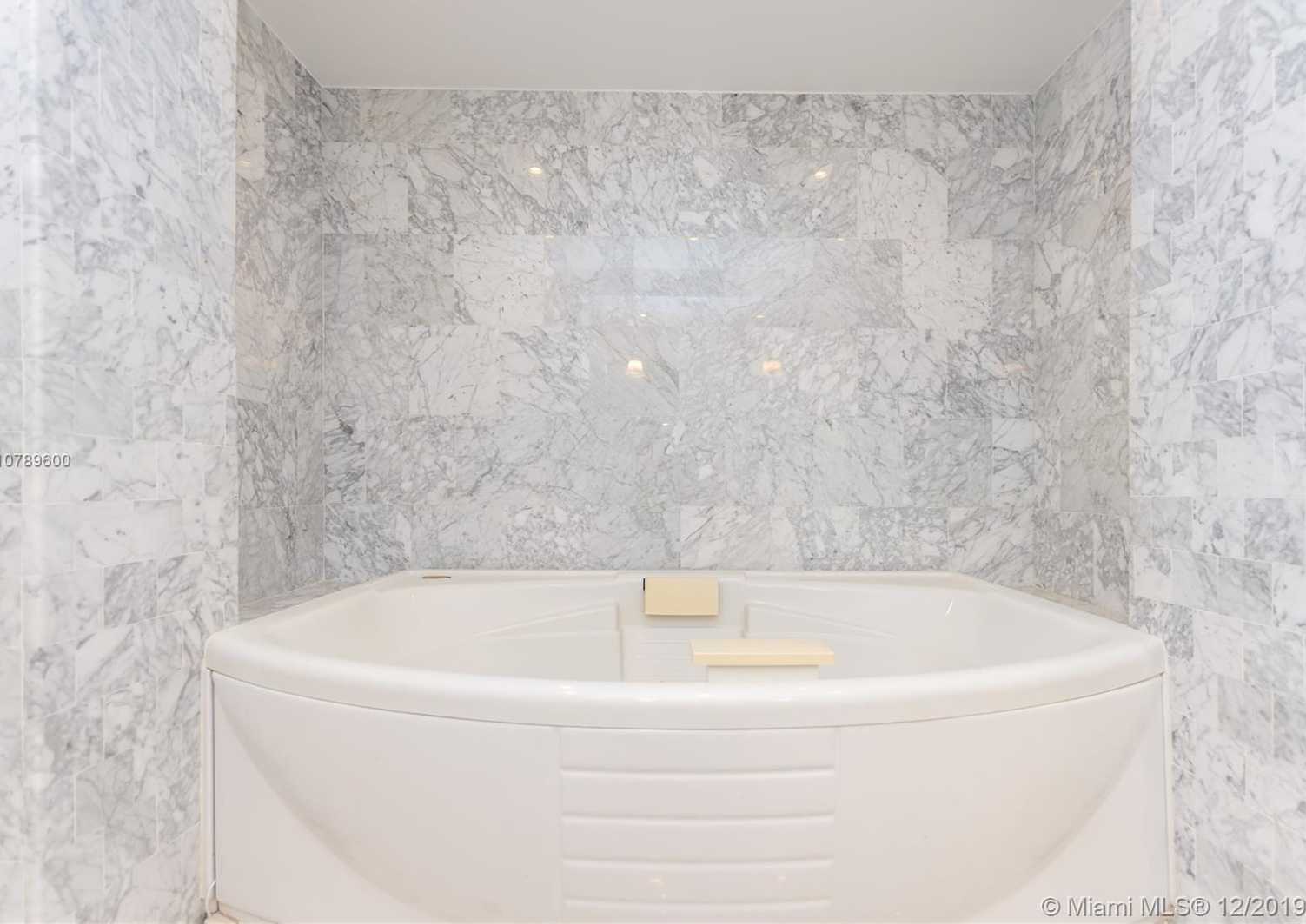 Small Image of 19333 COLLINS AVE #302, Sunny Isles Beach Number 14