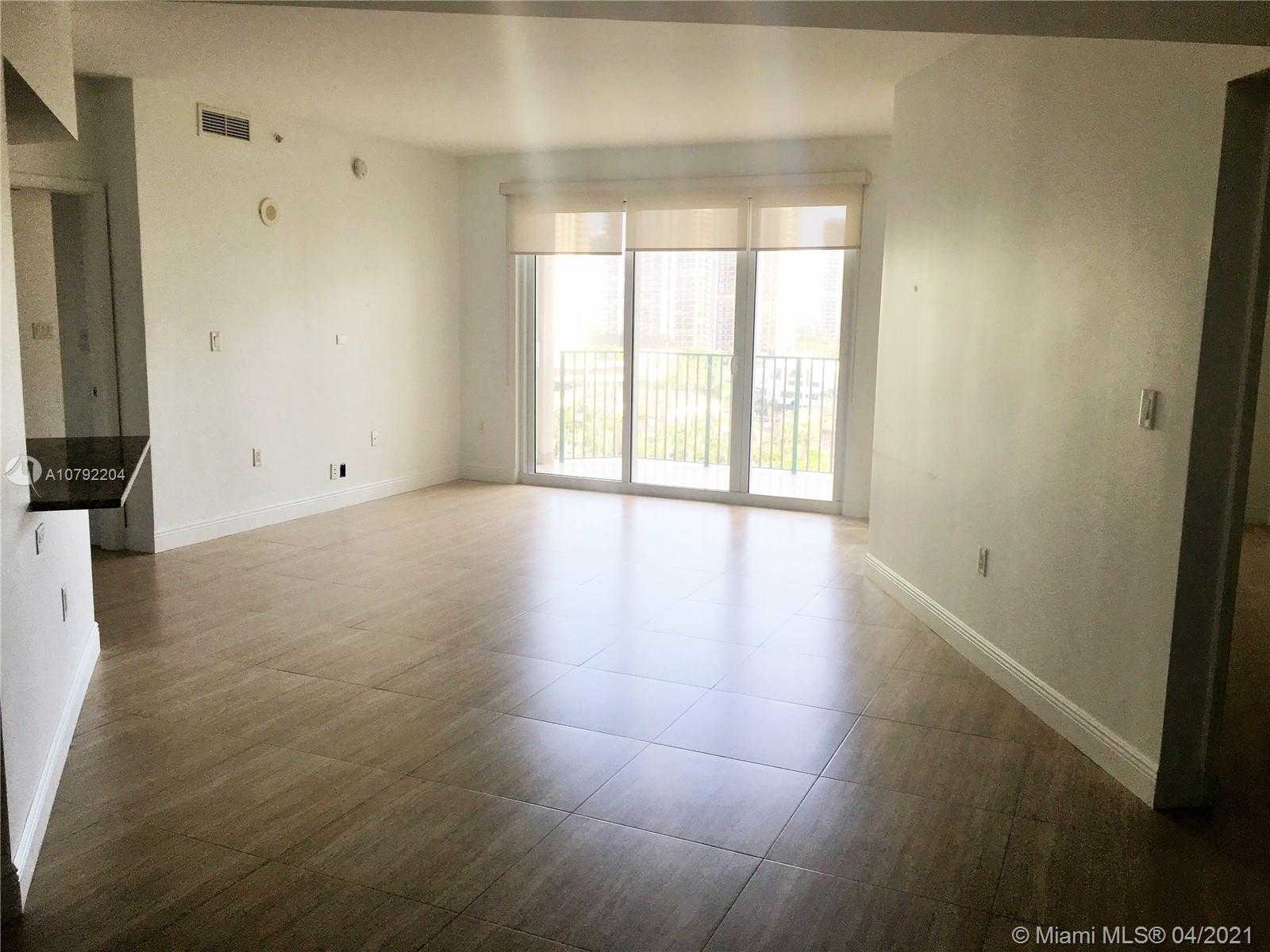 Small Image of 20000 EAST COUNTRY CLUB DR #1007, Aventura Number 4