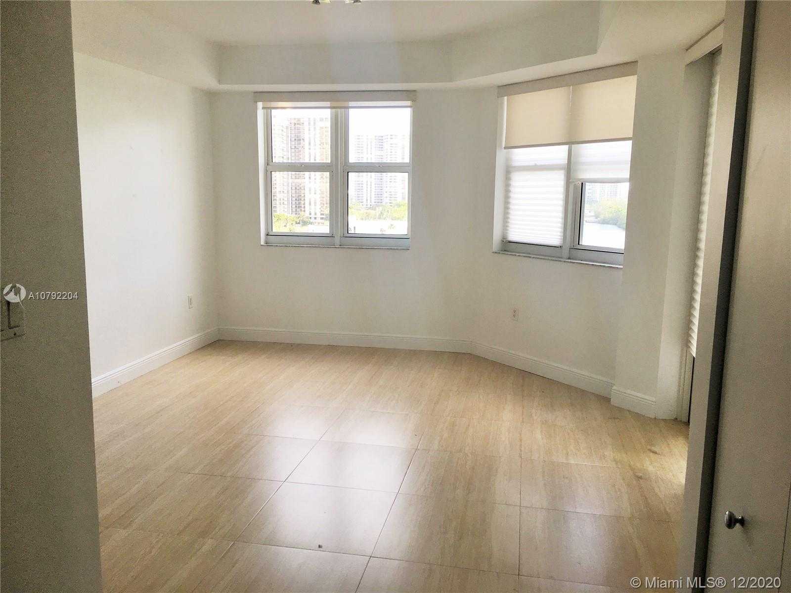 Small Image of 20000 EAST COUNTRY CLUB DR #1007, Aventura Number 5