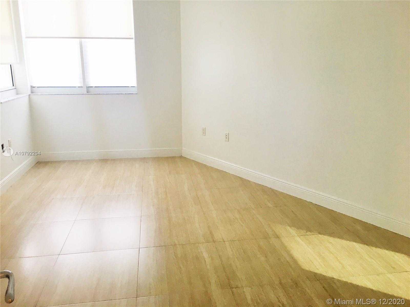 Small Image of 20000 EAST COUNTRY CLUB DR #1007, Aventura Number 8