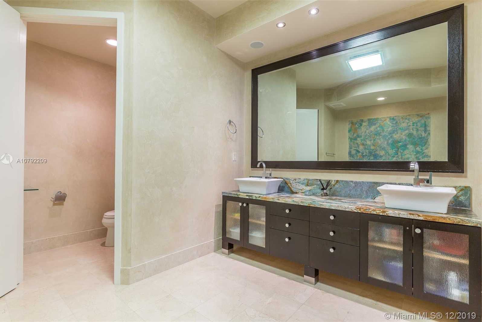 Small Image of 18101 COLLINS AVE #4904, Sunny Isles Beach Number 13