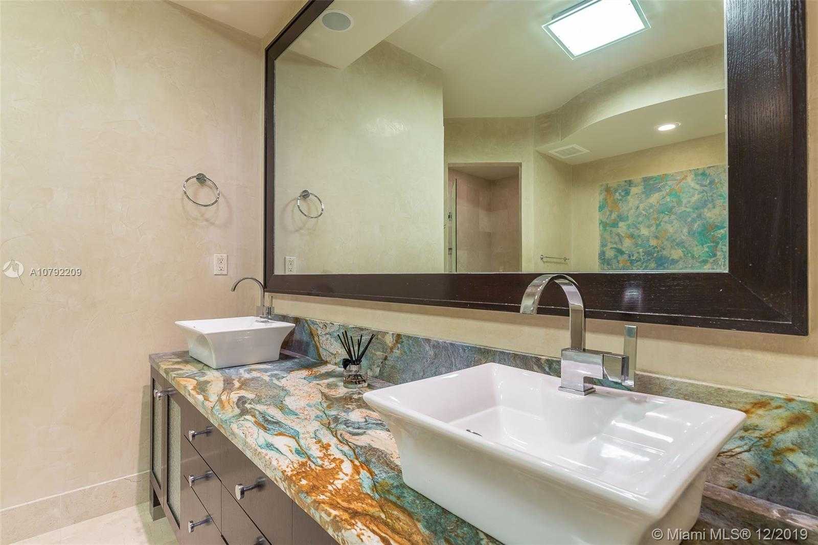 Small Image of 18101 COLLINS AVE #4904, Sunny Isles Beach Number 14