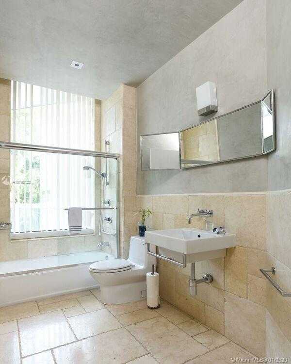 Small Image of 21205 YACHT CLUB DRIVE #308, Aventura Number 13