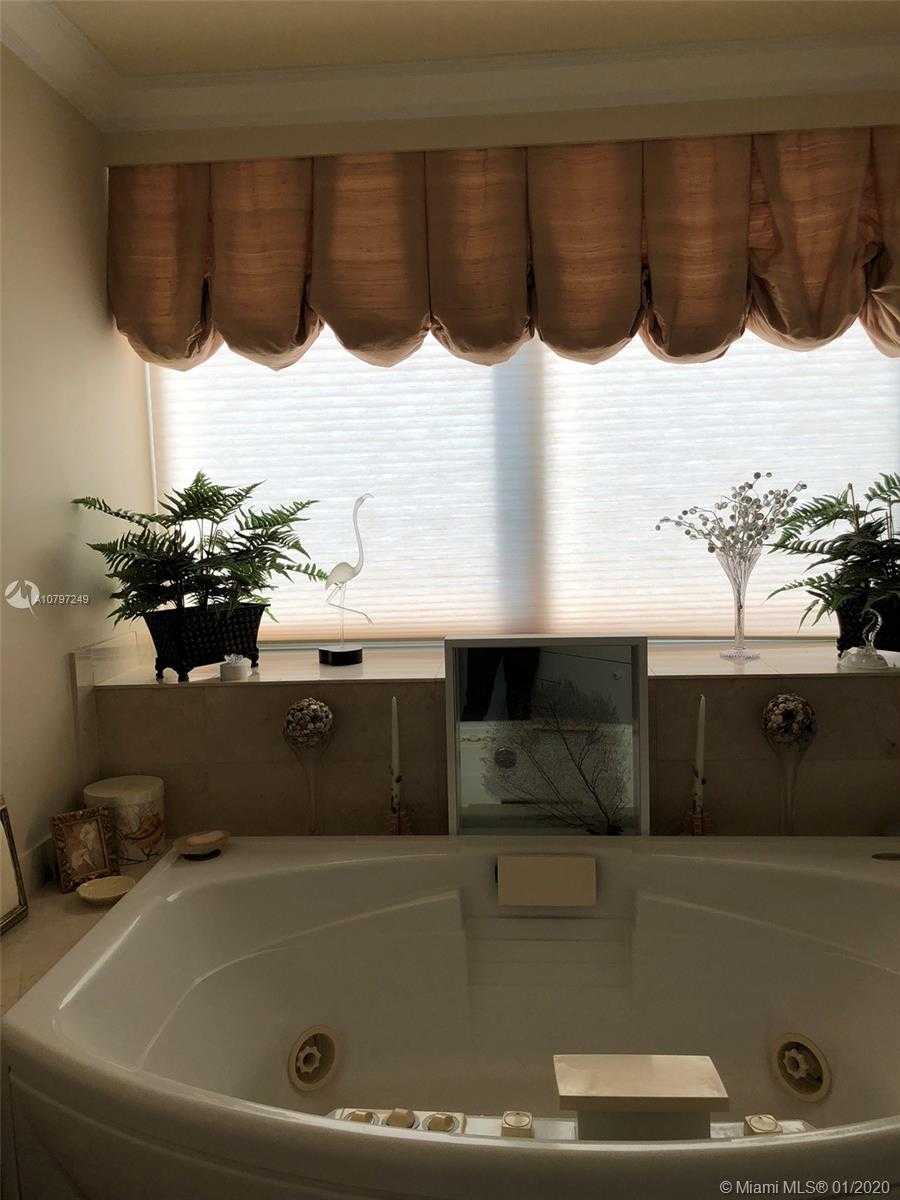 Small Image of 19111 COLLINS AVE #1001, Sunny Isles Beach Number 30