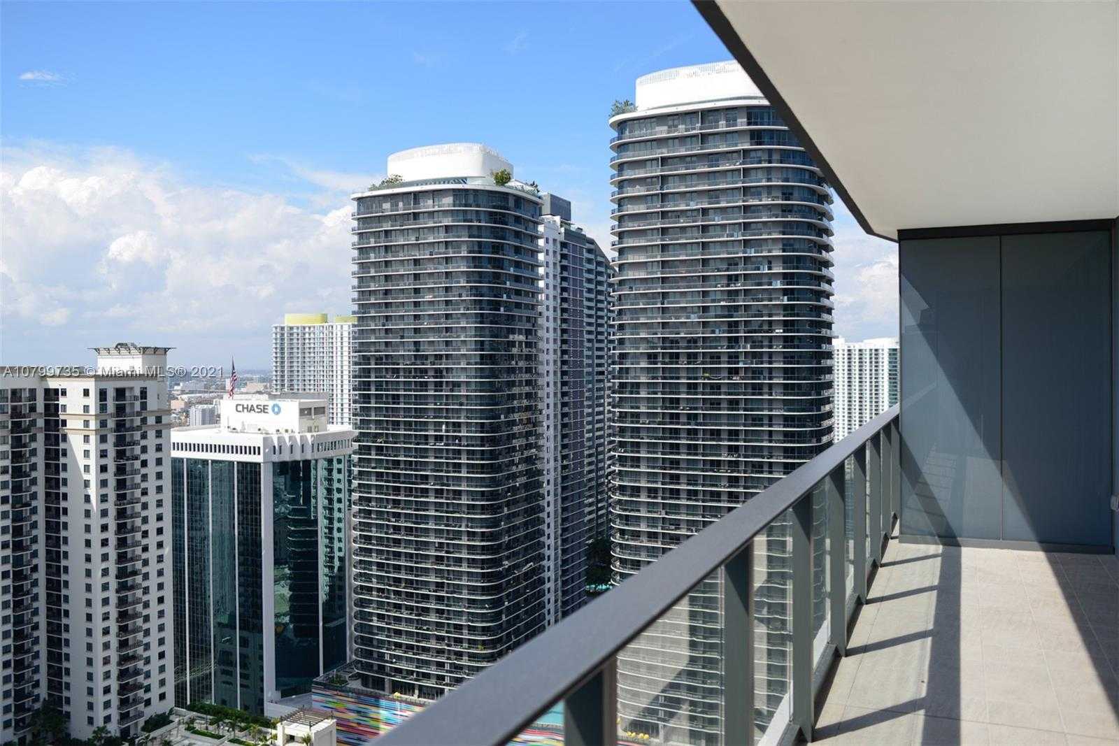 Small Image of 1000 BRICKELL PLAZA #2210, Miami Number 12