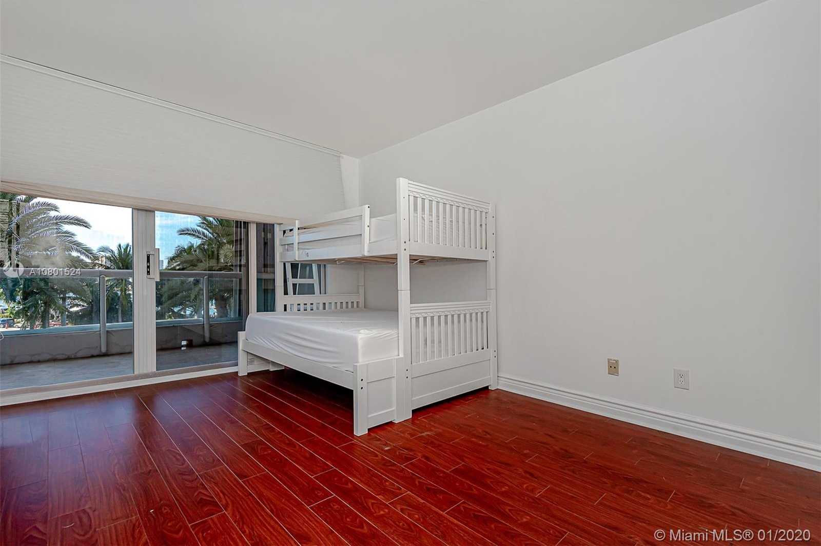 Small Image of 21205 YACHT CLUB DR #405, Aventura Number 13