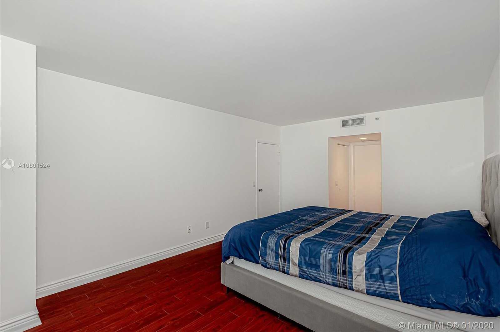 Small Image of 21205 YACHT CLUB DR #405, Aventura Number 19