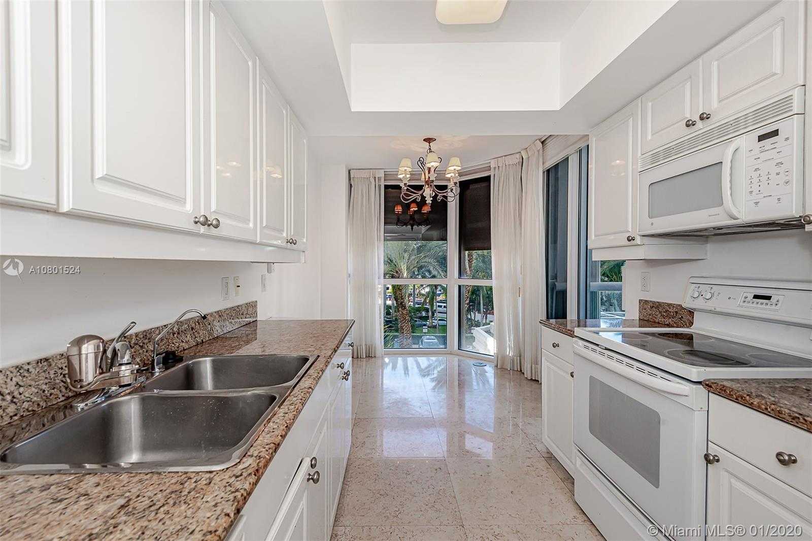 Small Image of 21205 YACHT CLUB DR #405, Aventura Number 9
