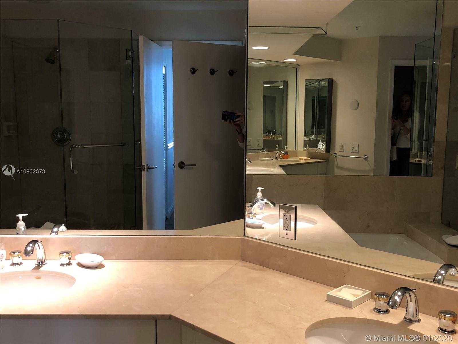 Small Image of 888 BRICKELL KEY DR #1609, Miami Number 16